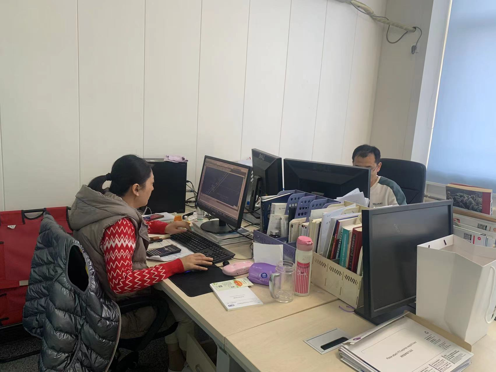 五一堅(jiān)守崗位2